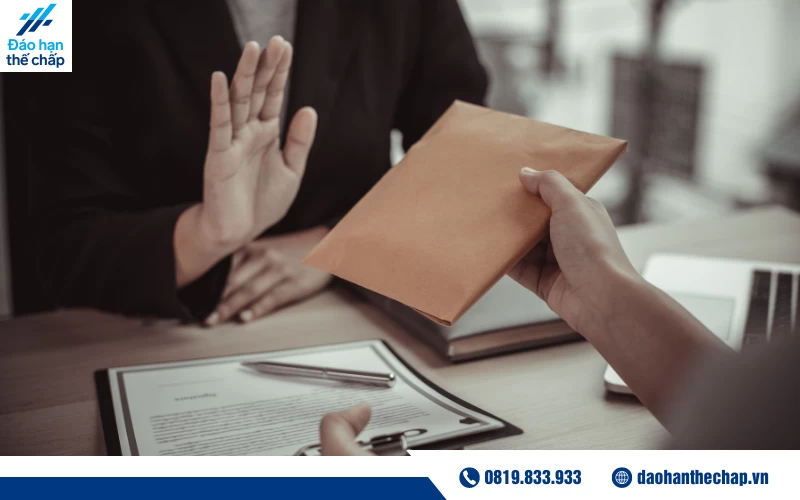 Làm hồ sơ vay hộ không phải bản thân