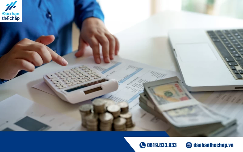 Mức phí đáo hạn ngân hàng trước thời hạn tại các ngân hàng được quy định khác nhau.