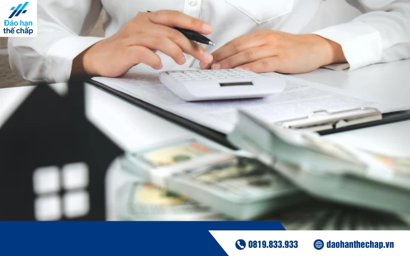 Người vay cần nắm rõ quy định và mức phí phạt khi đáo hạn ngân hàng trước thời hạn